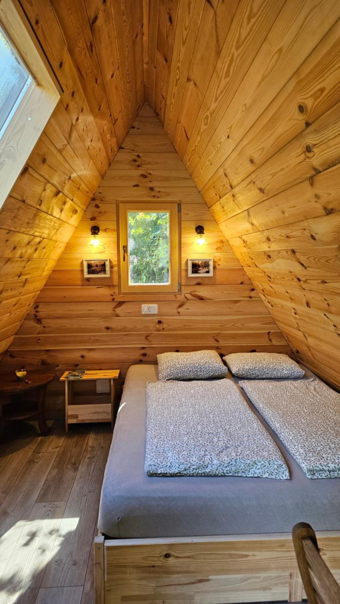 Lepa Lopa Resort Stahovica Exterior photo