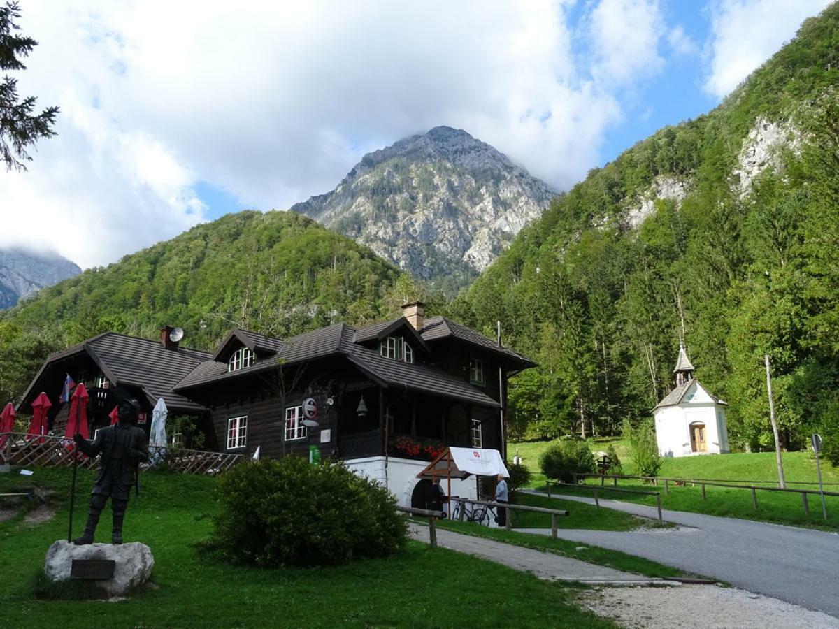 Lepa Lopa Resort Stahovica Exterior photo